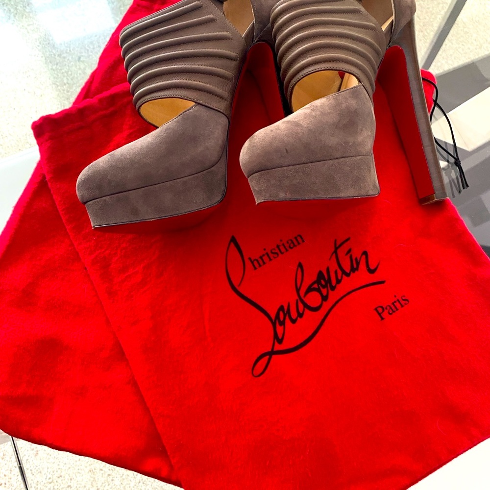 Christian Louboutin Bye Bye Beige Suede